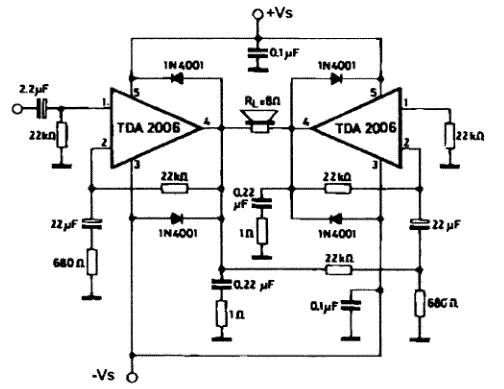Схема включения микросхемы TDA2006 в мостовом усилителе